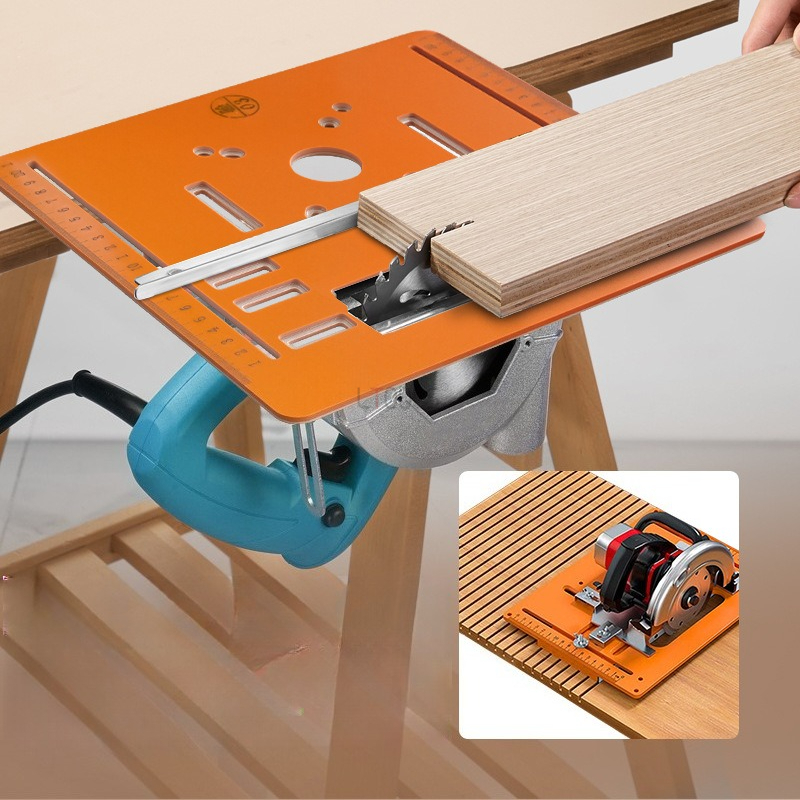 Woodworking Hacks - لوحة قاعدة منشار دائري 90 °