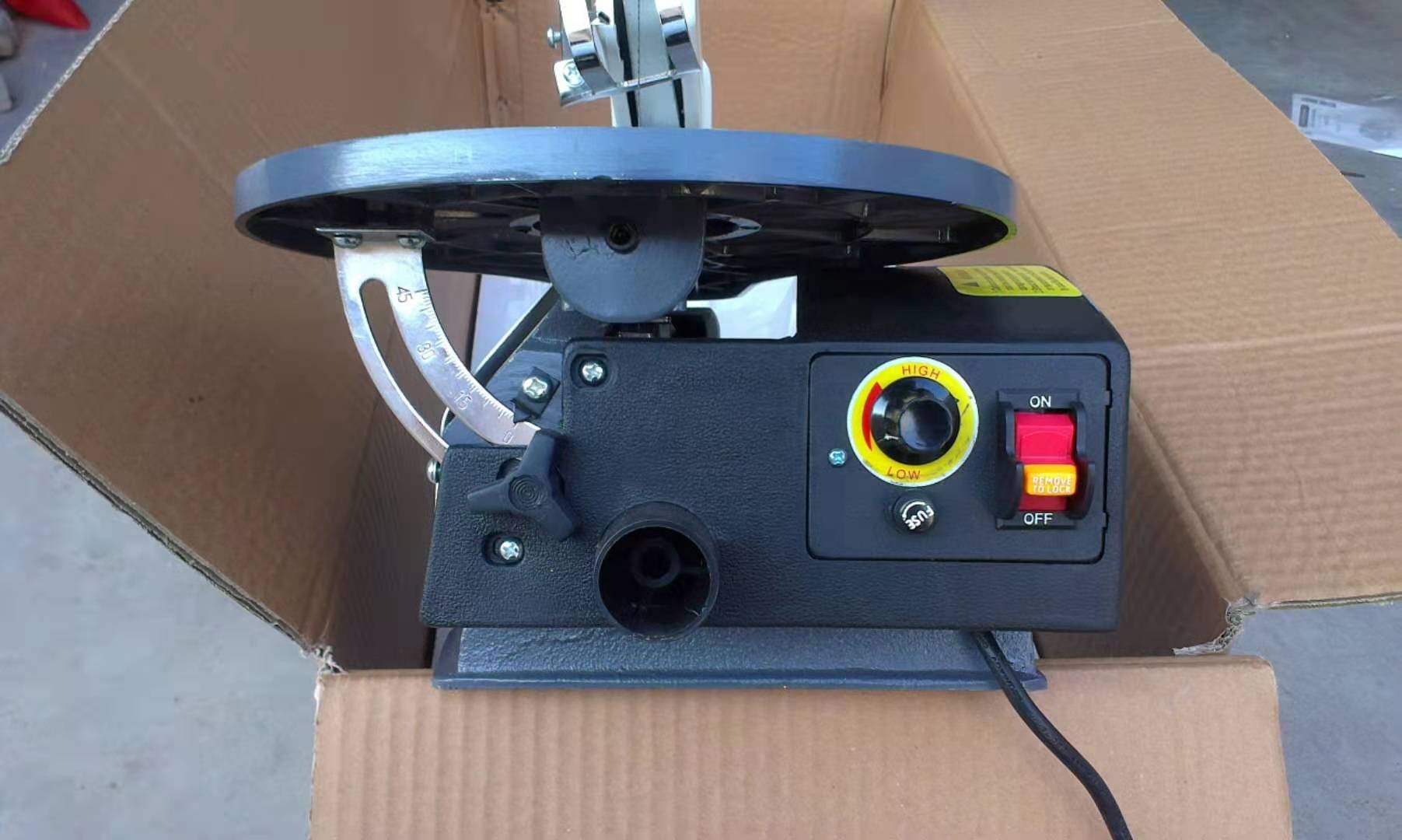 قطع الخشب الصناعية سطح المكتب  - مراجعة Woodworking Machines وسعره